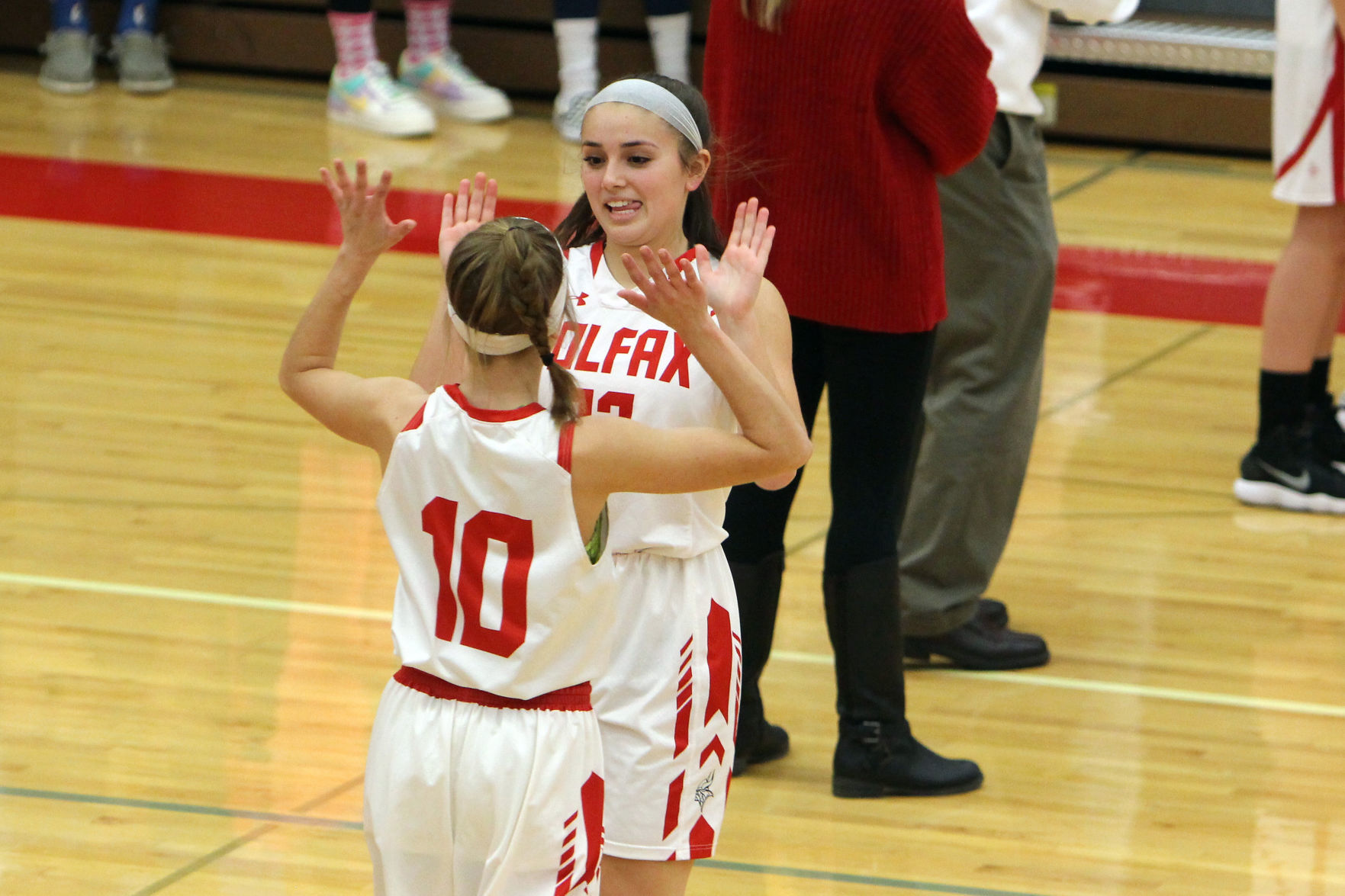 Elk Mound at Colfax girls basketball 12-5-19